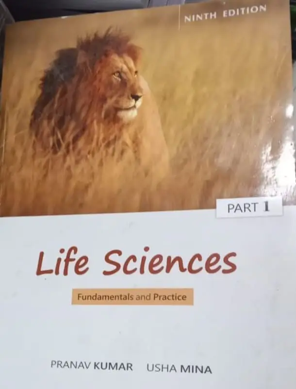 LIFE SCIENCES PART - 1 FUNDAMENTALS AND PRACTICE BY PRANAV KUMAR By PATHFINDER PUBLISHERS